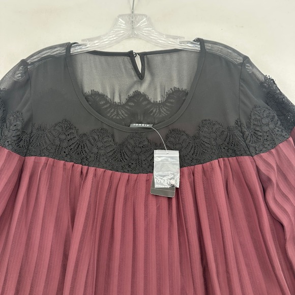 Torrid Womens Plus Sz 0 Burgundy Lace Trim Pleated Bell Sleeve Sheer Blouse Top - Picture 3 of 9